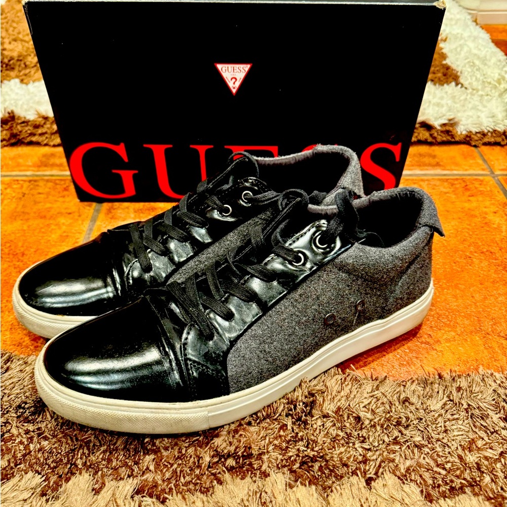 GUESS? Men's Torence Low-Top Shiny Black Sneakers Shoes Dark Grey 11